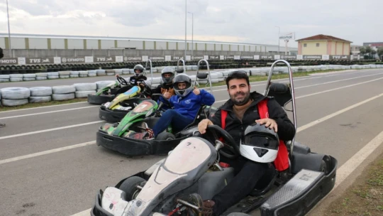 Nazilli go-kart pistinde gençler yarıştı