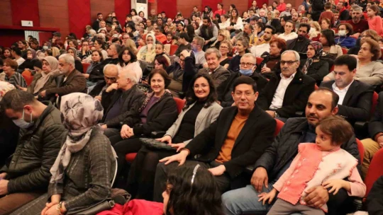 Nazilli'nin sanat aşkı salona sığmadı