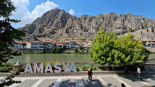 Nazilli'nin sıcağından kaçıp Karadeniz'de serinlediler