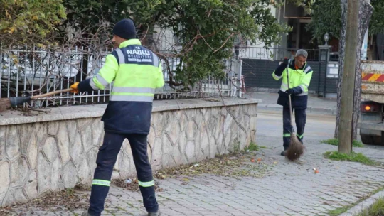 Nazilli Şirinevler Mahallesi'nde temizlik çalışması yapıldı