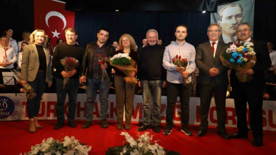 Nazilli yeni yıla sanatla 'merhaba' dedi
