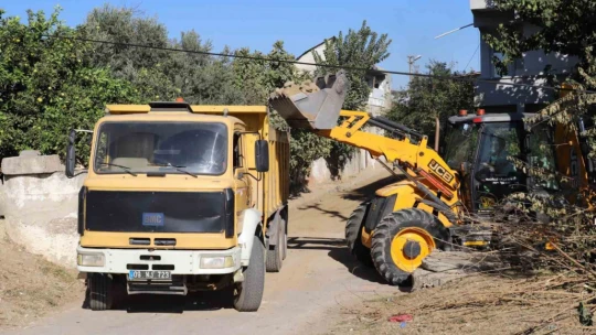 Nazilli Yeşilyurt Mahallesi'nde yollar yenileniyor