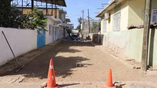 Nazilli Yeşilyurt Mahallesi'nde yollar yenileniyor
