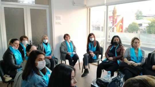 İYİ Parti'li kadınlar sahaya iniyor