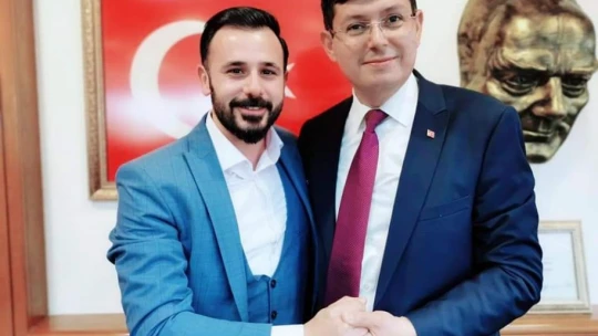 Eski danışmanın fatura oyunu