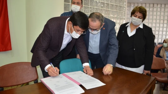 Nazilli Belediyesi'nde en düşük maaş 3 bin 700 lira