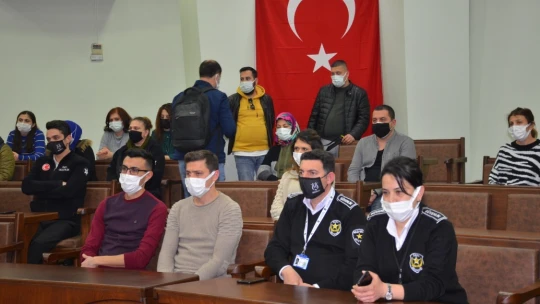 Nazilli Belediyesi'nde en düşük maaş 3 bin 700 lira