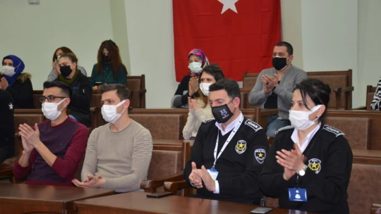 Nazilli Belediyesi'nde en düşük maaş 3 bin 700 lira