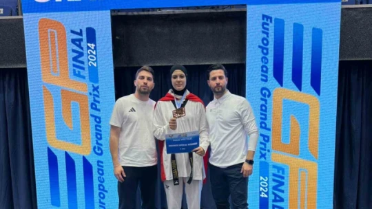 Nazillili Sporcu Elifnaz Avrupa üçüncüsü oldu