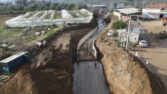 Nazillli'de taşkınların önüne geçilecek