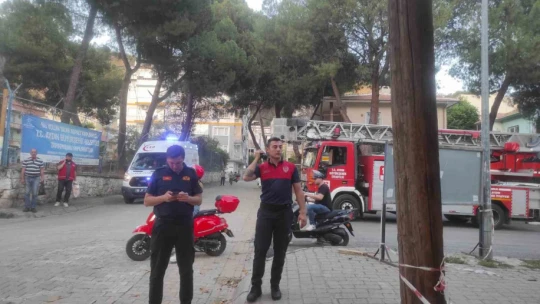 Ocakta unutulan yemek yangın paniğine neden oldu