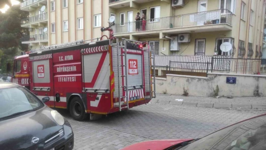 Ocakta unutulan yemek yangın paniğine neden oldu