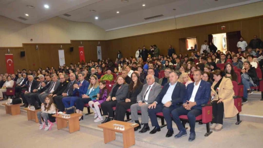 Öğretmenler Günü Didim'de törenle kutlandı