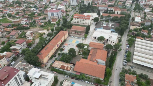 Öğretmenlere, meslek liselerine destek çağrısı