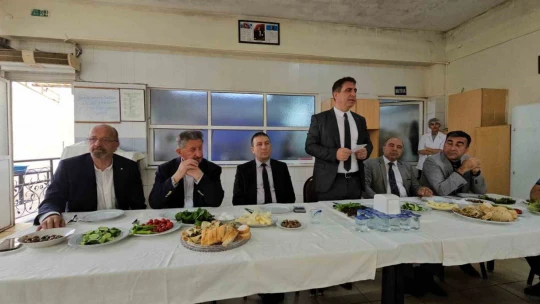 Öğretmenlere, meslek liselerine destek çağrısı