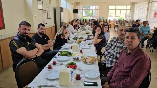 Öğretmenlere, meslek liselerine destek çağrısı