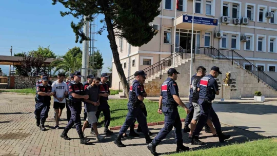 Örgütlü uyuşturucu ticaretine jandarmadan darbe