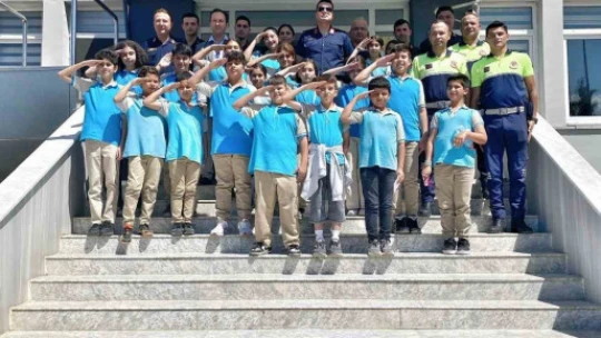 Ortaokul öğrencileri jandarmayı daha yakından tanıdı