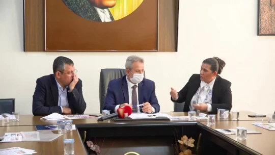'Oteller gibi küçük esnaf da kurallar dahilinde açılmalı'