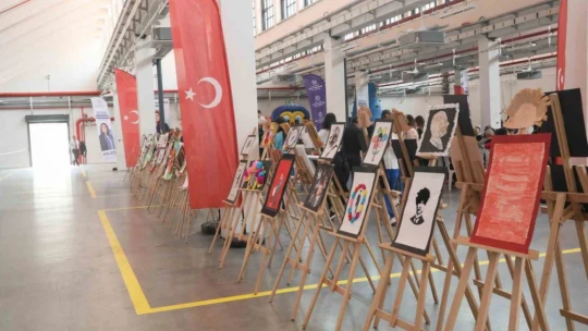Otizmli çocukların gösterisi büyük beğeni topladı