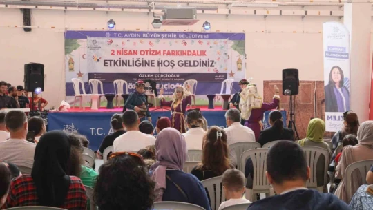 Otizmli çocukların gösterisi büyük beğeni topladı