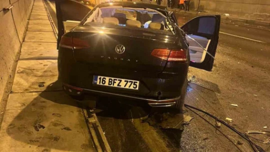 Otobandaki kazada 2 kişi yaralandı