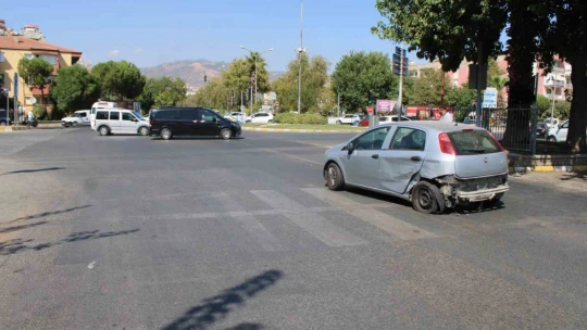 Otomobil 50 metre sürüklendi: 1 yaralı