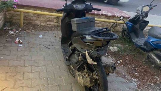 Otomobil motosiklete çarptı: 2 yaralı