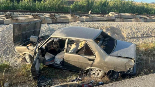 Otomobil takla attı, sürücü yaralandı