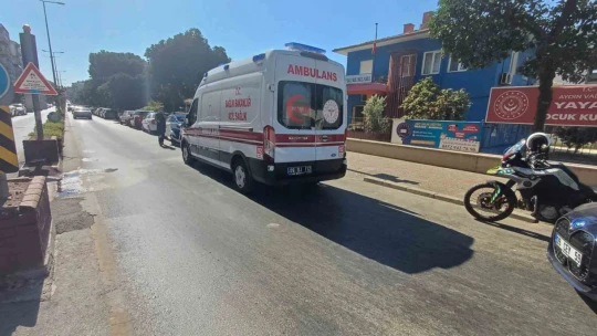 Otomobille motosiklet çarpıştı: 1 yaralı
