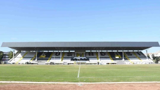 Özer Türk Stadı yenilendi