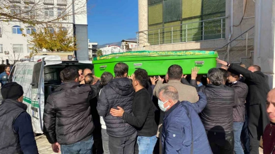 Özkan, son yolculuğuna uğurlandı