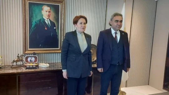İYİ Partili Öztürk'ten Meral Akşener'e ziyaret