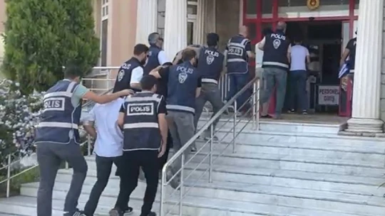 Polis sahte MİT'çilere geçit vermedi: 4 kişi tutuklandı
