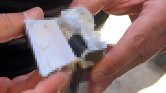 Polis uyandırmak için dakikalarca uğraştı