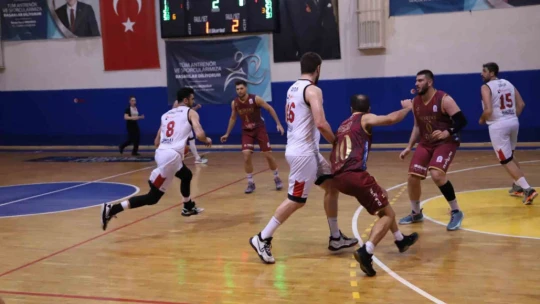 Potanın efeleri farklı galip
