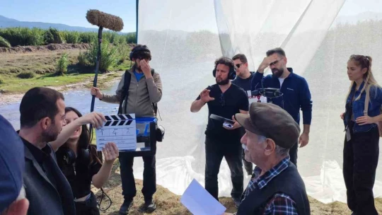 Proje çekimleri Nazilli'de gerçekleştirilen filmin ekibi Başkan Özcan'la buluştu