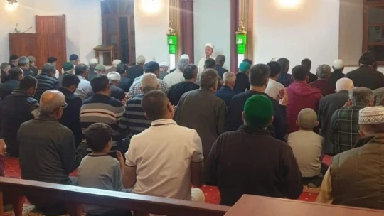 Ramazan ayının son teravih namazı kılındı