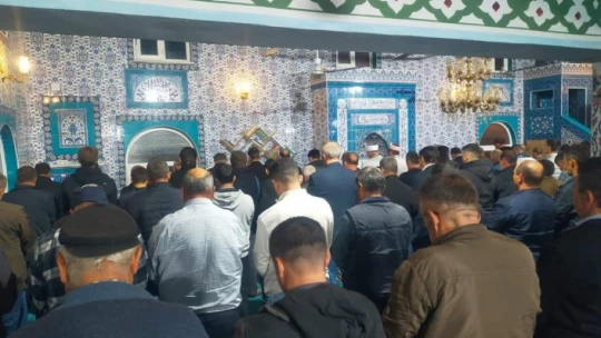 Ramazan ayının son teravih namazı kılındı