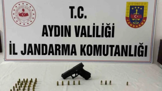 Ruhsatsız silah taşıyan 4 şüpheli yakalandı
