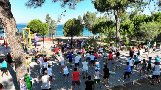 Sabah sporu ile güne dinç başlıyorlar
