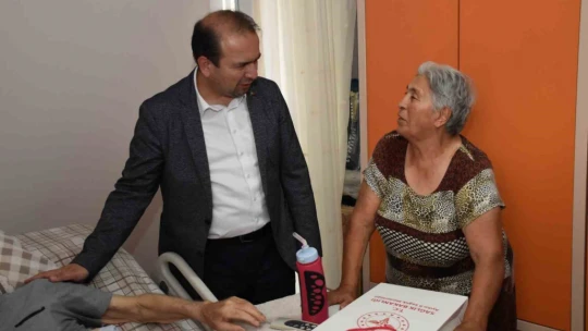 Sağlık Müdürü Şenkul, ev ziyaretlerine devam ediyor