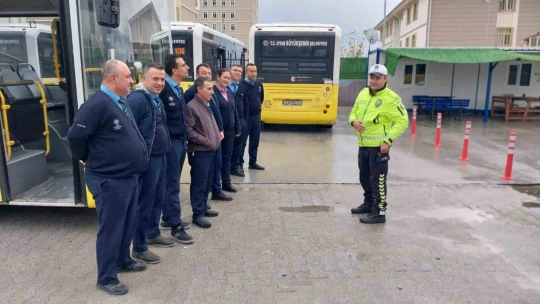 Şehir içi şoförlerine trafik eğitimi verildi