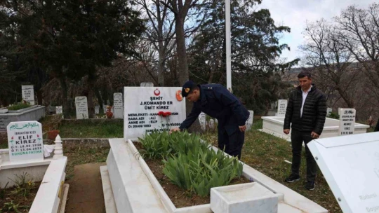 Şehit Kirez şehadetinin 20. yılında mezarı başında anıldı
