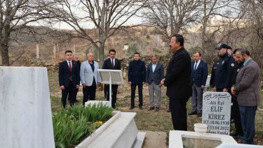 Şehit Kirez şehadetinin 21. yılında mezarı başında anıldı