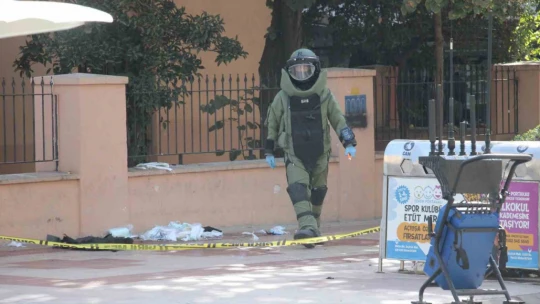 Şehrin merkezinde bomba alarmı