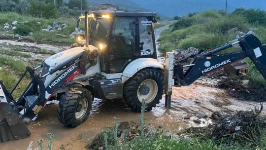 Şeytan Deresi'nde mahsur kalan vatandaşlar kurtarıldı