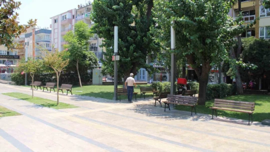 Sıcaklar arttı, sokaklar boş kaldı