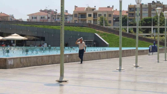 Sıcaklar arttı, sokaklar boş kaldı
