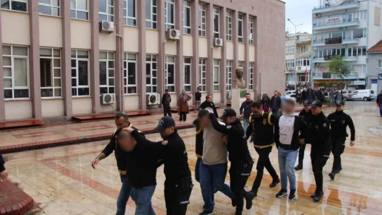 Silahlı saldırı olayında 5 şüpheli adliyeye sevk edildi